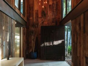 2563 Nichols Canyon Road, Los Angeles CA 90046