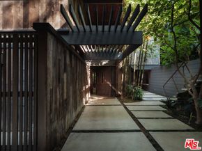 2563 Nichols Canyon Road, Los Angeles CA 90046