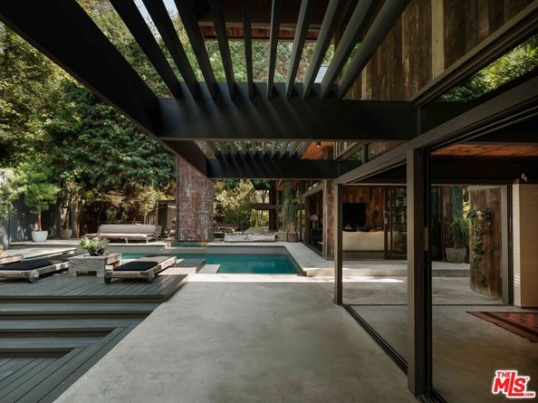 2563 Nichols Canyon Road, Los Angeles CA 90046