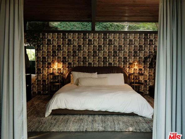 2563 Nichols Canyon Road, Los Angeles CA 90046