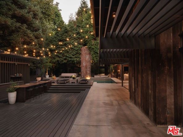 2563 Nichols Canyon Road, Los Angeles CA 90046