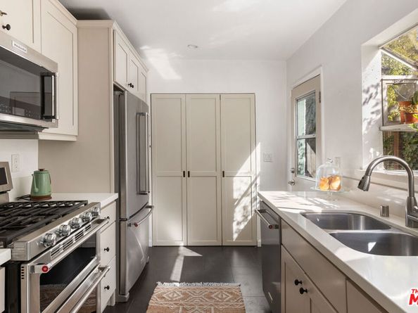 3117 Berkeley Avenue, Los Angeles CA 90026