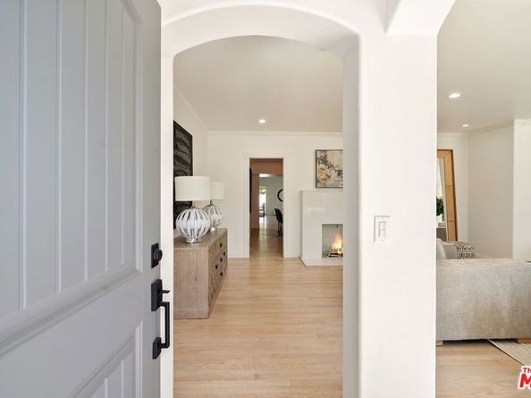 4640 Laurelgrove Avenue, Studio City CA 91604