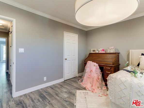 3661 Sunswept Drive, Studio City CA 91604