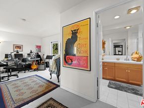 1043 11th Street 3, Santa Monica CA 90403
