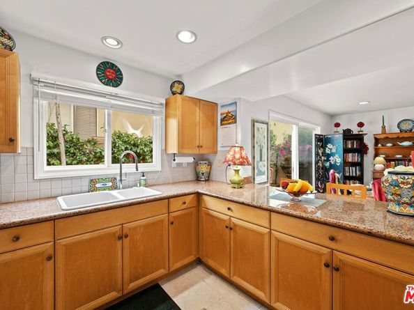 1043 11th Street 3, Santa Monica CA 90403