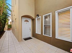 1043 11th Street 3, Santa Monica CA 90403