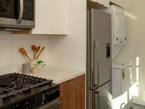 2046 S Burnside Avenue, Los Angeles CA 90016