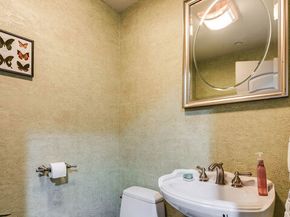 4805 Bellflower Avenue 104, North Hollywood CA 91601