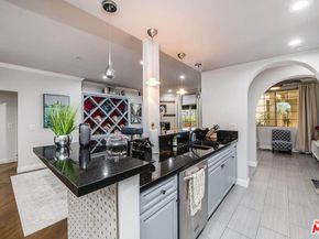 4805 Bellflower Avenue 104, North Hollywood CA 91601