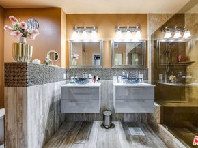 4805 Bellflower Avenue 104, North Hollywood CA 91601