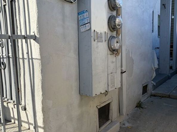 663 W 21st Street, Los Angeles CA 90007