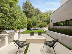 2814 Roscomare Road, Los Angeles CA 90077