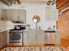 500 Molino Street 206, Los Angeles CA 90013