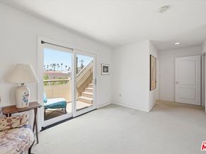 1043 11th Street 3, Santa Monica CA 90403