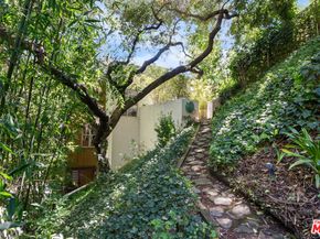 9976 Westwanda Drive, Beverly Hills CA 90210