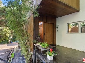 9976 Westwanda Drive, Beverly Hills CA 90210