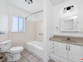 4261 Baldwin Avenue, Culver City CA 90232