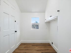 7045 Varna Avenue, North Hollywood CA 91605