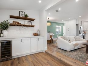 7045 Varna Avenue, North Hollywood CA 91605