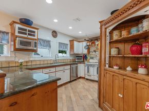 41 Vicente Terrace, Santa Monica CA 90401