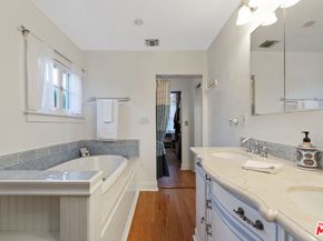 41 Vicente Terrace, Santa Monica CA 90401