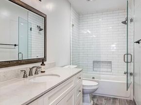 11645 Montana Avenue 223, Los Angeles CA 90049