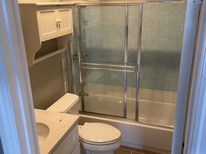 2011 6th Avenue, Los Angeles CA 90018