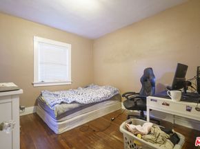 2011 6th Avenue, Los Angeles CA 90018