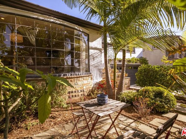 5018 S Verdun Avenue, Los Angeles CA 90043