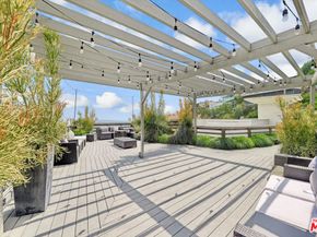 8827 Evanview Drive, Los Angeles CA 90069