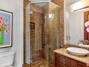 8827 Evanview Drive, Los Angeles CA 90069