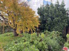 6456 W 87th Street, Los Angeles CA 90045