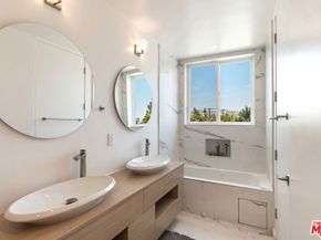 1621 S Bedford Street, Los Angeles CA 90035