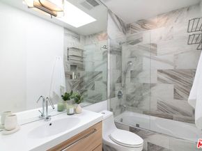 1621 S Bedford Street, Los Angeles CA 90035