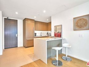 889 Francisco Street 1001, Los Angeles CA 90017