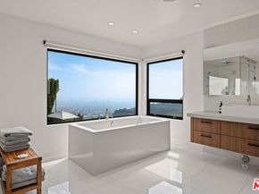 2261 Hercules Drive, Los Angeles CA 90046
