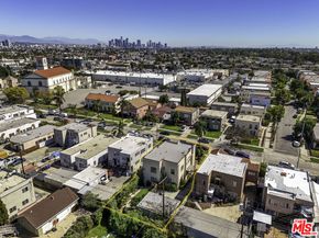 1945 S Bronson Avenue, Los Angeles CA 90018