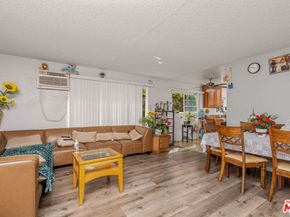 7442 Vineland Avenue, Sun Valley CA 91352