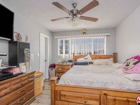 7442 Vineland Avenue, Sun Valley CA 91352