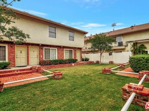 10065 De Soto Avenue 304, Chatsworth CA 91311