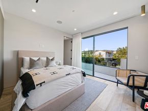 6660 Maryland Drive, Los Angeles CA 90048