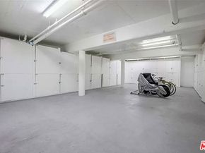 5651 Sumner Way 102, Culver City CA 90230
