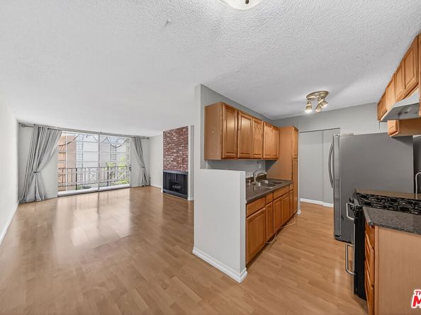 421 S La Fayette Park Place 515, Los Angeles CA 90057