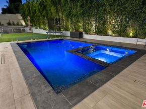 5131 Etiwanda Avenue, Tarzana CA 91356