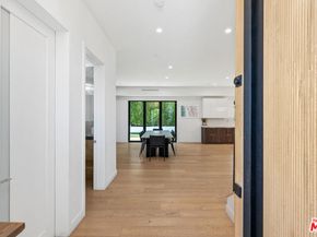 5131 Etiwanda Avenue, Tarzana CA 91356