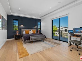 5131 Etiwanda Avenue, Tarzana CA 91356