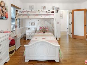 5407 Marburn Avenue, Los Angeles CA 90043