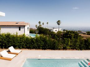 2380 Venus Drive, Los Angeles CA 90046