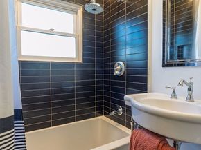 2215 W 36th Street, Los Angeles CA 90018